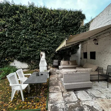 Volksgarten Apartment *